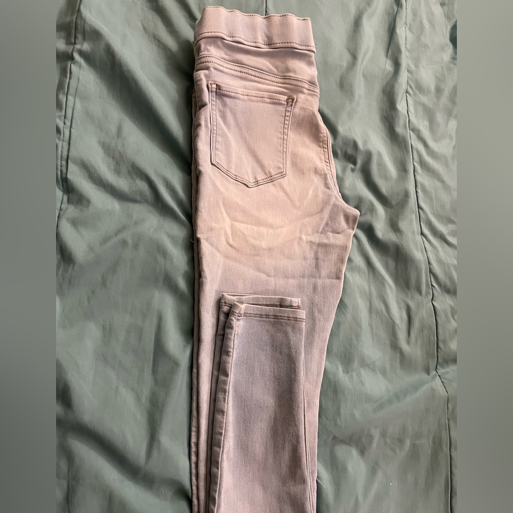 SO girls pull on jeggings